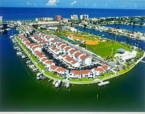 337 Rex Pl #B, Madeira Beach, FL 33708