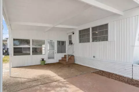 1012 50th Ave Plz W, Bradenton, FL 34207 photo 3