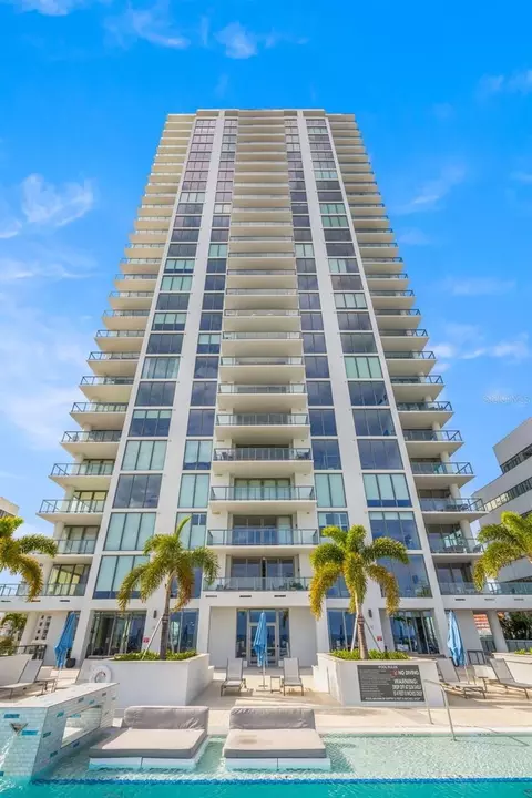 301 1st St S #3205, Saint Petersburg, FL 33701