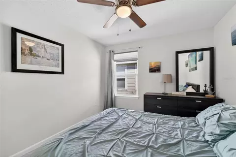 Bedroom - 12273 Blue Pacific Dr, Riverview, FL 33579 photo 5 of 8