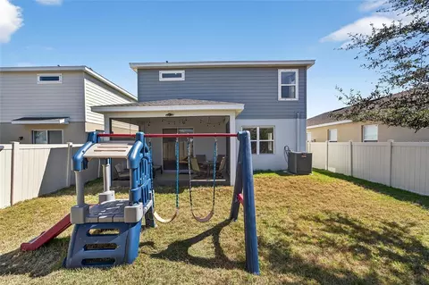 Exterior - 12273 Blue Pacific Dr, Riverview, FL 33579 photo 8 of 15