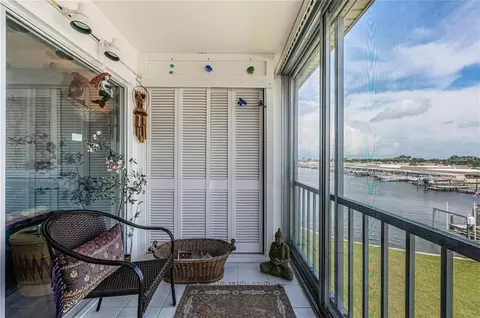 1 Boca Ciega Point Blvd #314, Saint Petersburg, FL 33708