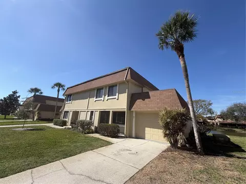 8414 17th St N, Saint Petersburg, FL 33702