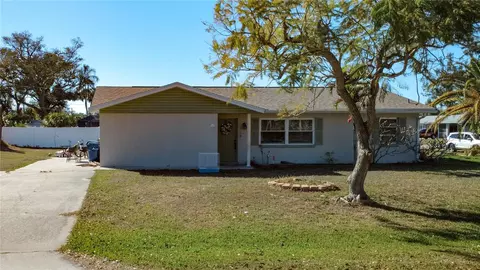 1144 Pineland Ave, Venice, FL 34285