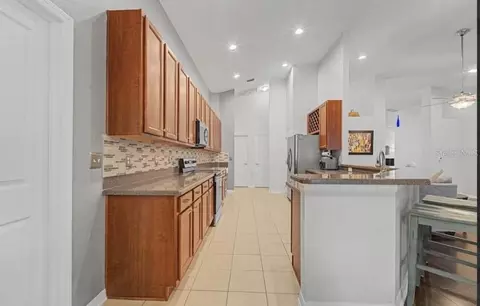 Kitchen - 10813 Rockledge View Dr, Riverview, FL 33579 photo 7 of 7