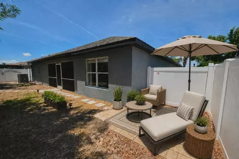 Exterior - 10813 Rockledge View Dr, Riverview, FL 33579 photo 12 of 17
