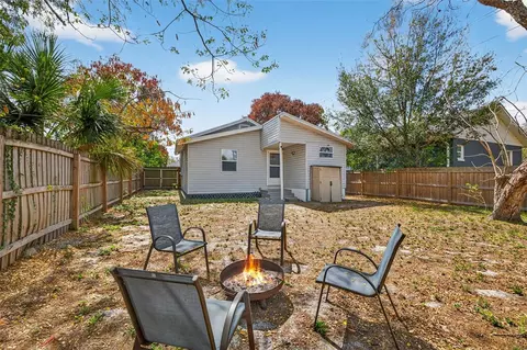 Exterior - 2604 E 18th Ave, Tampa, FL 33605 photo 3 of 5