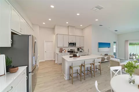 Kitchen - 12358 Oak Hill Way, Parrish, FL 34219 photo 1 of 6
