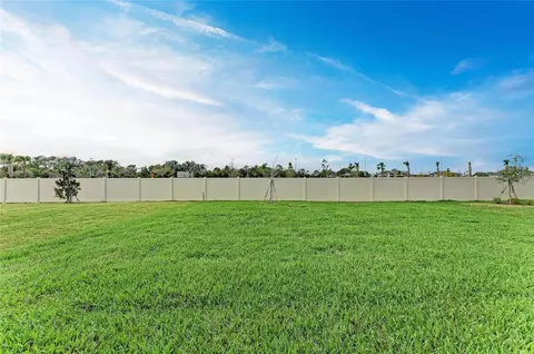 Exterior - 8509 Dove Bog Ter, Parrish, FL 34219 photo 4 of 4