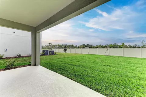 Exterior - 8509 Dove Bog Ter, Parrish, FL 34219 photo 3 of 4