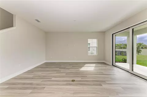 Living - 8509 Dove Bog Ter, Parrish, FL 34219 photo 2 of 5