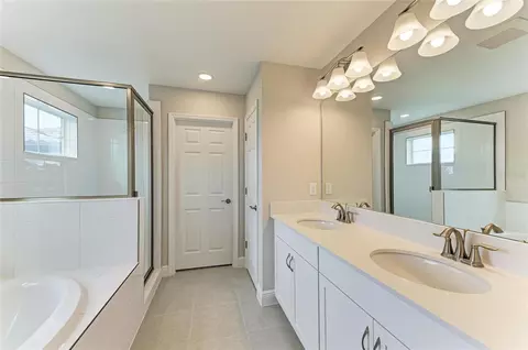 Bath - 8509 Dove Bog Ter, Parrish, FL 34219 photo 1 of 4