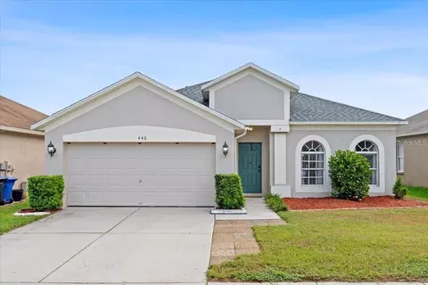 440 Sand Ridge Dr, Valrico, FL 33594