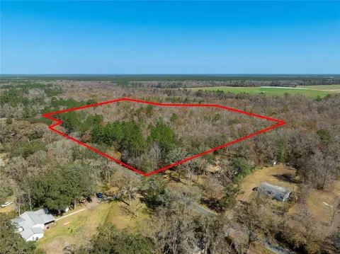 Fouracre Circle, Callahan, FL 32011
