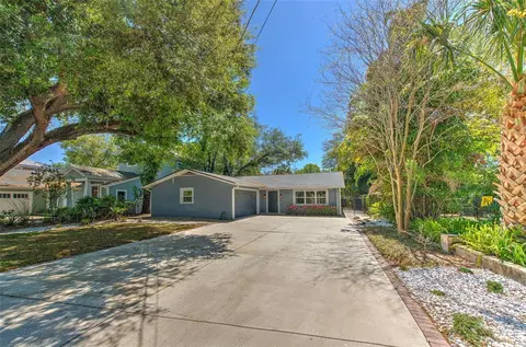 3208 W Hawthorne Rd, Tampa, FL 33611
