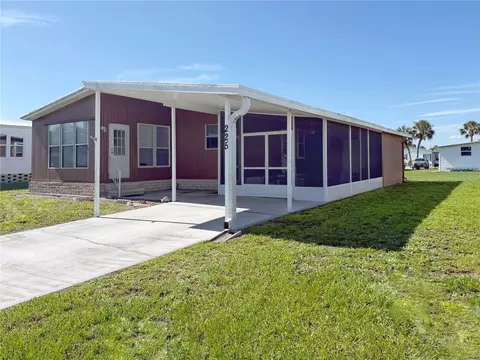 225 N Saint Thomas Cir, Apollo Beach, FL 33572