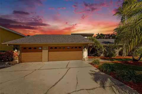 3168 Masters Dr, Clearwater, FL 33761