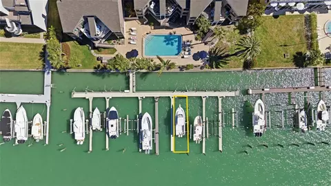 534 Pinellas Bayway S #101, Saint Petersburg, FL 33715
