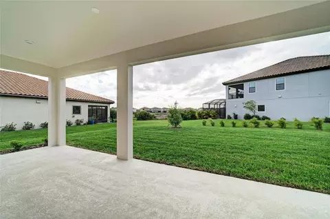 Exterior - 8215 Rushton Pl, Parrish, FL 34219 photo 3 of 4