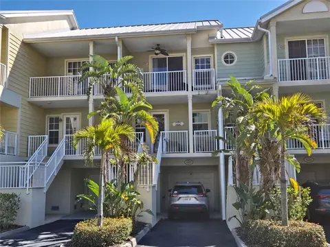 547 Bahia Beach Blvd, Ruskin, FL 33570