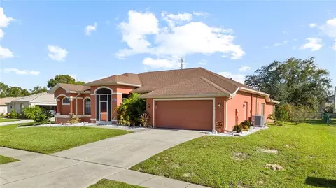 Exterior - 13481 Pullman Dr, Spring Hill, FL 34609 photo 2 of 9