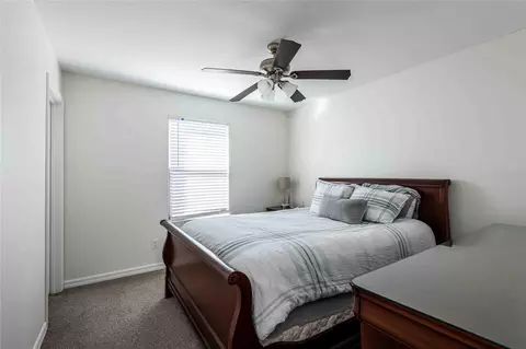Bedroom - 6309 Pin Cherry Pl, Riverview, FL 33578 photo 1 of 4