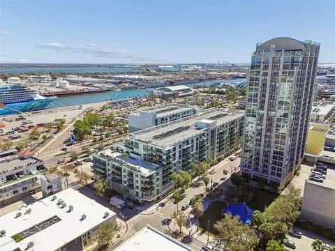 111 N 12th St #1402, Tampa, FL 33602