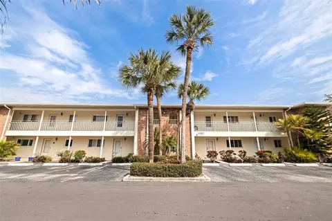 4480 Overlook Dr NE #12, Saint Petersburg, FL 33703