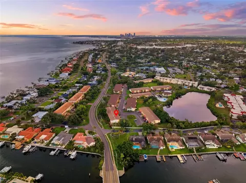 4480 Overlook Dr NE #12, Saint Petersburg, FL 33703