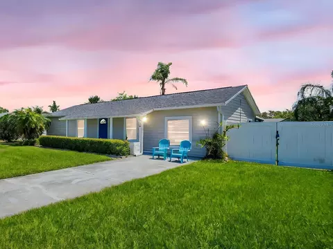 1011 Coldstream Ct, Tarpon Springs, FL 34689