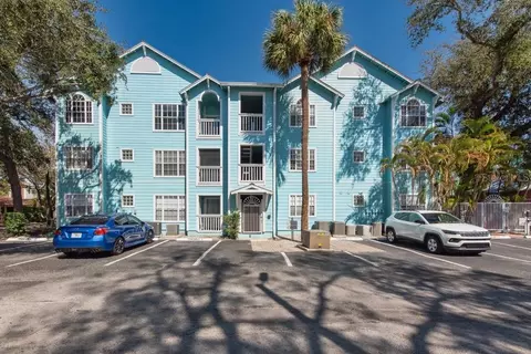 3002 W Cleveland St #D11, Tampa, FL 33609