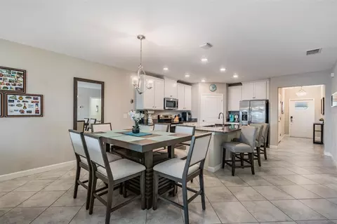 Dining - 10334 Echo Dock Loop, San Antonio, FL 33576 photo 1 of 6