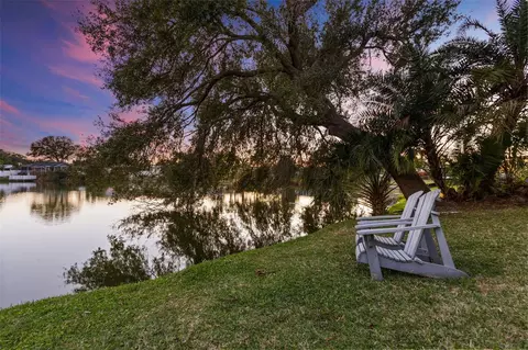 10274 Blossom Trl, Seminole, FL 33772
