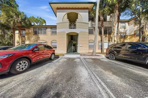 17114 Carrington Park Dr #201, Tampa, FL 33647
