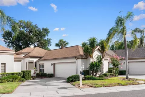 5117 Fairway One Dr, Valrico, FL 33596