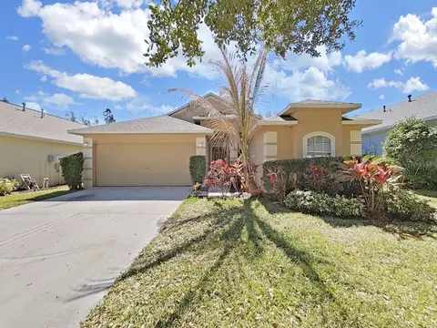 705 Straw Lake Dr, Brandon, FL 33510