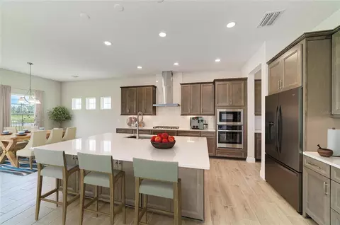 Kitchen - 10308 Longmeadow Ave, Parrish, FL 34219 photo 1 of 6