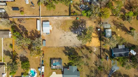 View/Area - 6902 Potts Rd, Riverview, FL 33569 photo 2 of 11