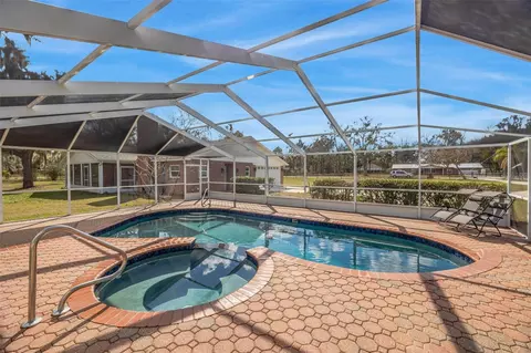 Exterior - 6902 Potts Rd, Riverview, FL 33569 photo 6 of 17