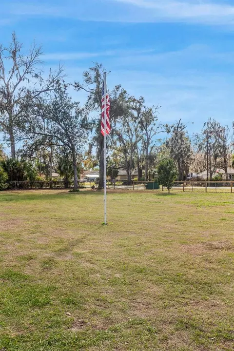 Exterior - 6902 Potts Rd, Riverview, FL 33569 photo 15 of 17