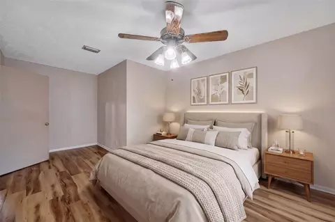 Bedroom - 6902 Potts Rd, Riverview, FL 33569 photo 2 of 6