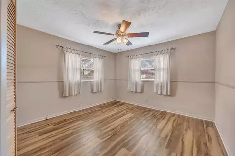 Bedroom - 6902 Potts Rd, Riverview, FL 33569 photo 5 of 6