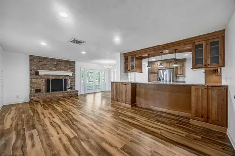 Living - 6902 Potts Rd, Riverview, FL 33569 photo 6 of 9