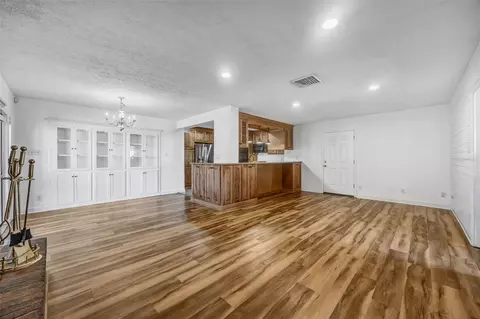 Living - 6902 Potts Rd, Riverview, FL 33569 photo 9 of 9