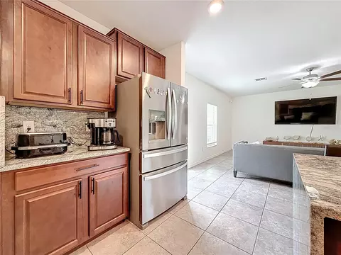 Kitchen - 12728 Lemon Pepper Dr, Riverview, FL 33578 photo 5 of 10