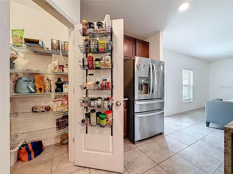 Kitchen - 12728 Lemon Pepper Dr, Riverview, FL 33578 photo 10 of 10