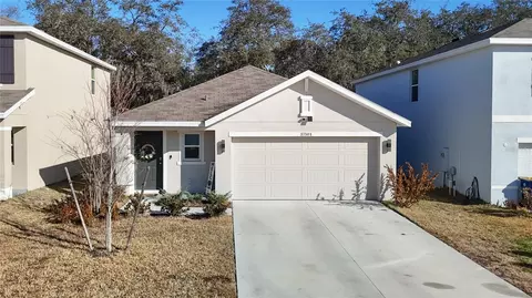 37501 Sharks Eye Ln, Zephyrhills, FL 33541