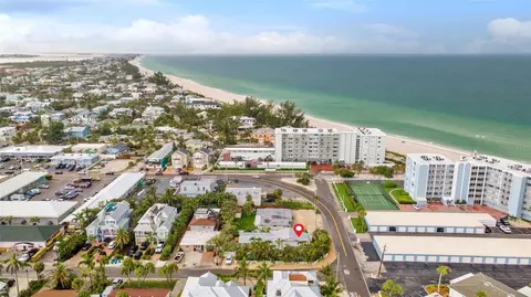 201 54th St, Holmes Beach, FL 34217