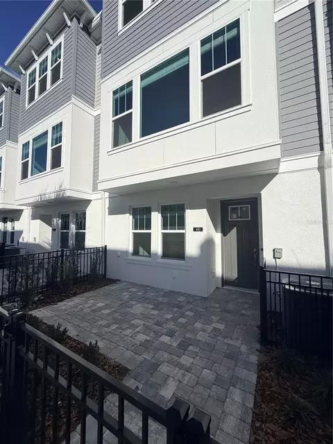 490 31st Way N, Saint Petersburg, FL 33713