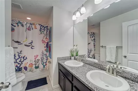 Bath - 12358 Streambed Dr, Riverview, FL 33579 photo 5 of 6